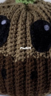 Winding Road Crochet - Lindsey Dale - Crochet Moose Pumpkin - Free