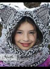 Newborn Knots- Amanda Chapman-  065 Howl of a Hooded Cowl