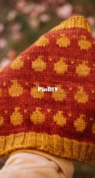 Pumpkin Lane  Cowl  by The Blue Mouse - Free