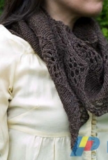 Shaelyn Shawl/Wrap by Leila Raabe  (Now Leila Raven)