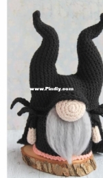 Pam Pino Design - Nazeli Mkrtchyan-Tadevosyan - Maleficent Gnome