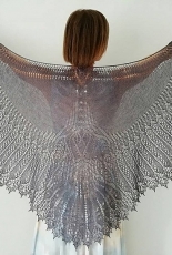 Simurg Shawl by Olga Sukhovalova