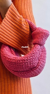 Mini Knot veske by Emilie Westerlund any language