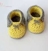 Huts Paradise - Crochet Baby Booties - Free