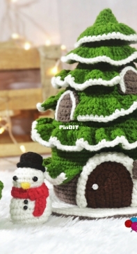 Zan Merry - Winter Fairy House