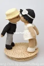 Stuff The Body - Natalia Osinska - Kissing Dolls - Russian - Translated