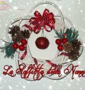 Berry and pinecones wreath