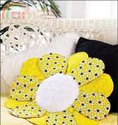 Annies Crafts-Petal Pillow