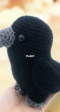 Stringy Ding Ding -  Olive - Crow Amigurumi - Free