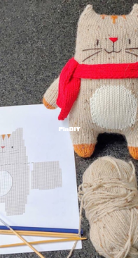 Knitted Cat