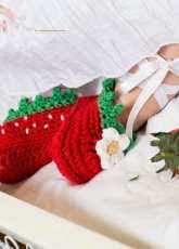 Furls Fiberarts - Brianna Thomas - Sweet as Strawberry Baby Booties - Free