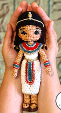 Cleopatra - Aramigumi - English