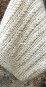 Cargill Cowl by Rebecca Clow - The Creabea Designs