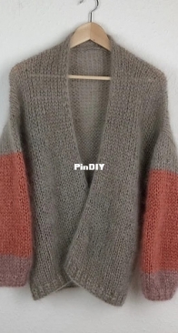 LOTTA Oversize Mohair Cardigan mit Halsblende by Tanja Koenigs - German