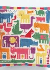 Tapestry Barn - Rainbow Zoo