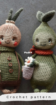 Straw Animals - Julia / Juliya Ustimenko - Plants