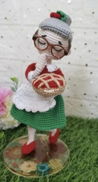 Amitopia - Mero Designs - Marwa Elgendi - Nany Nona -English and Spanish