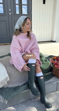 Otilia Sweater by Martine Tillung - Strikkehikkel
