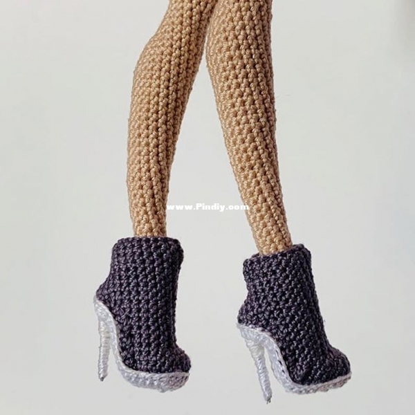 TinyLovelyDolls - Julia Myzina - Ginger Doll Base Body and ankle boots_2.jpg