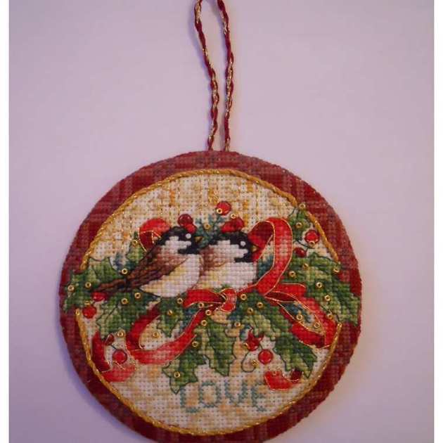 oldworlholiday ornametbird.jpg