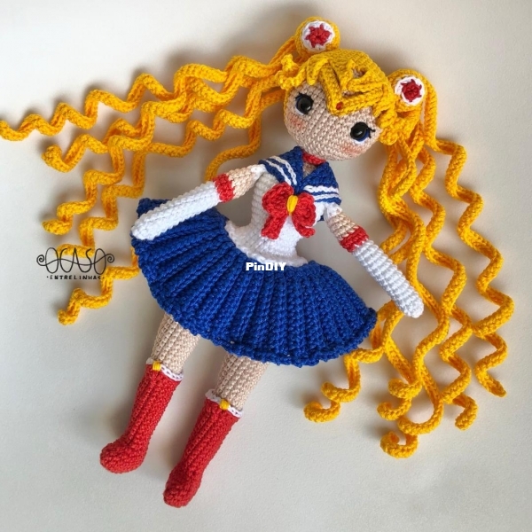Ocaso entrelinhas - Isadora Lima - Sailor Moon - Portuguese