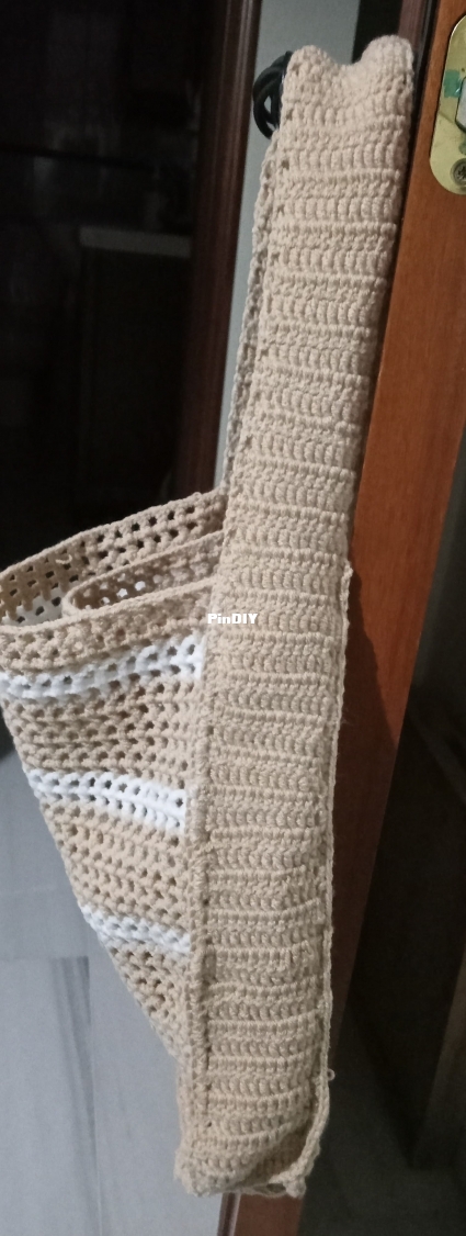 Crochet bag and toiletry bag (4).jpg
