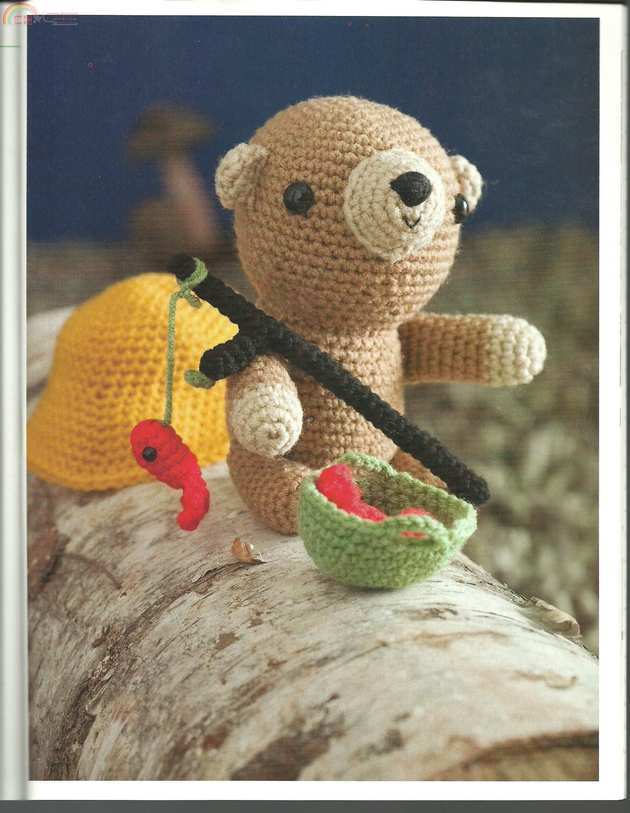Crochet_Today_July_August_2010 084.jpg